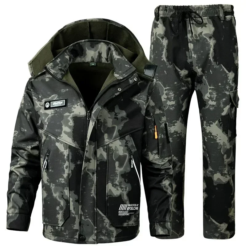เสื้อแจ็คเก็ตเดินป่า ชุดยูนิฟอ - Hiking บทวิจารณ์และราคา